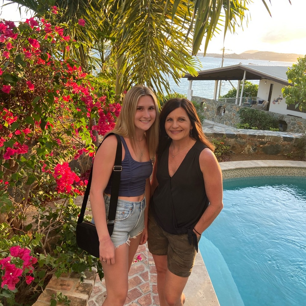 Meet your Posher, Nancy